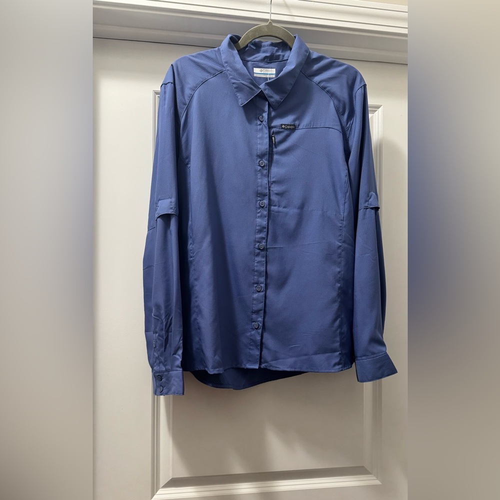 Columbia Women's Blue Button Down Shirt